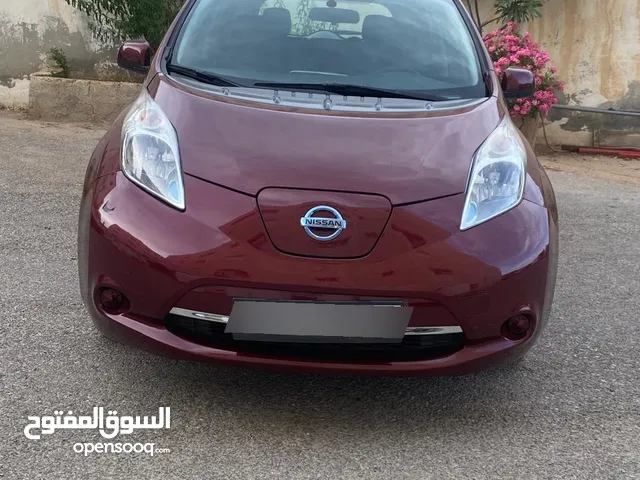 نيسان ليف 2017 للبيع