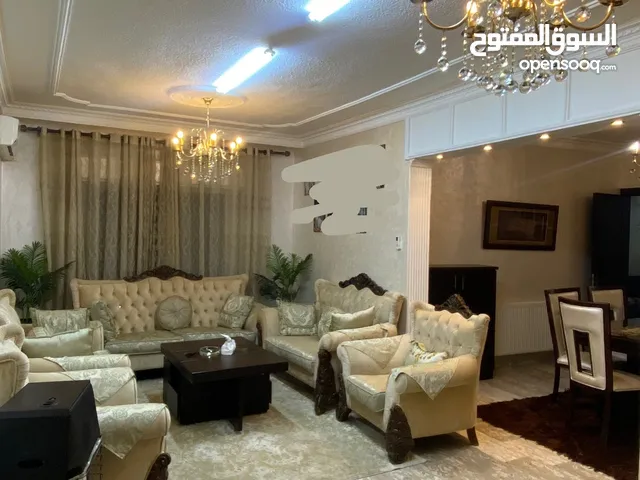 170 m2 4 Bedrooms Apartments for Sale in Amman Khalda