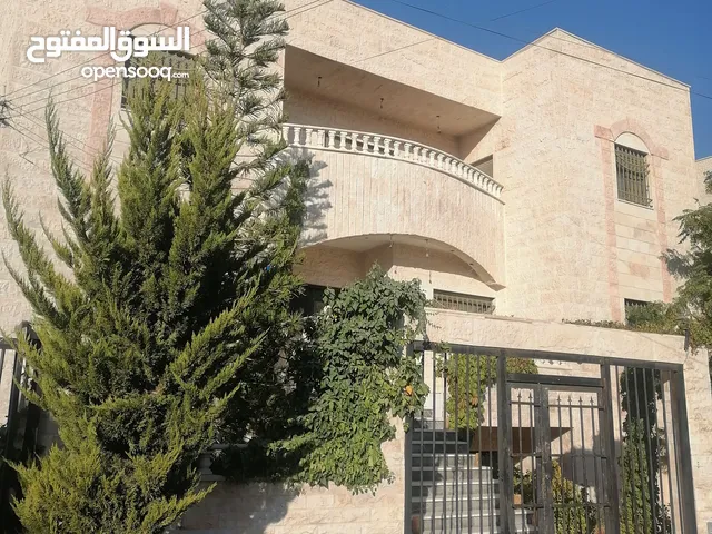 670 m2 5 Bedrooms Villa for Sale in Amman Shafa Badran