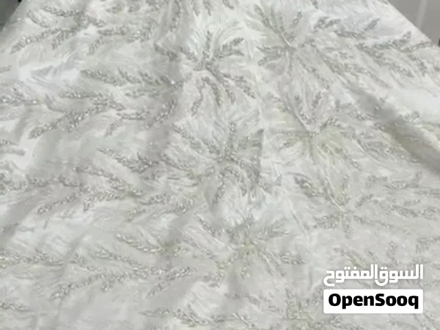 فستان جديد مستعمل يوم واحد بس