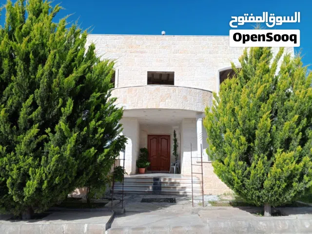 900 m2 5 Bedrooms Townhouse for Sale in Irbid Bait Ras