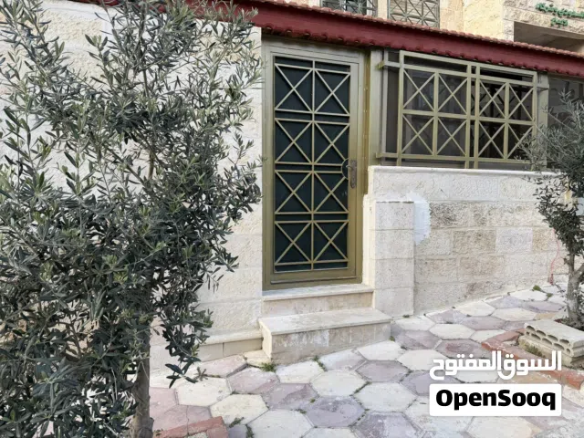 75 m2 Studio Townhouse for Rent in Amman Jubaiha