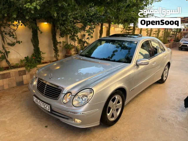 2006 مرسيدس بنز الفئة-E E 200
