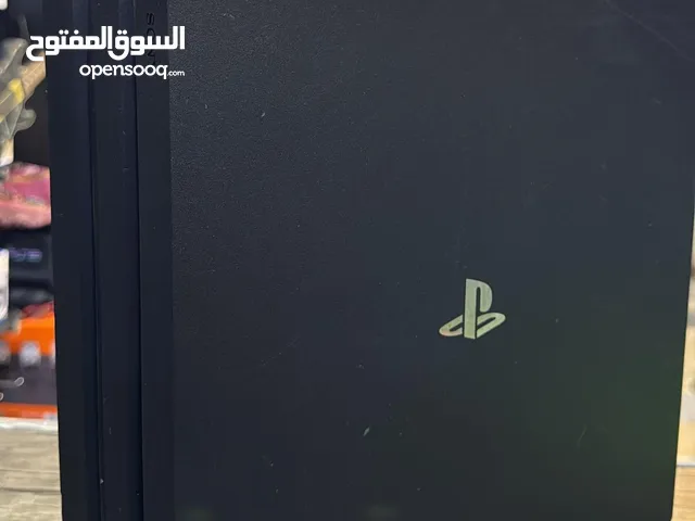بلايستيشن 4 برو 1000 جيجا الفئة الأعلى _أون لاين كفالة سنة حساب العاب من المتجر المجاني 99 لعبه