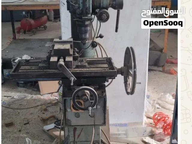 افريزه سويدي 3500$ دولار  حراج ام اليـاس