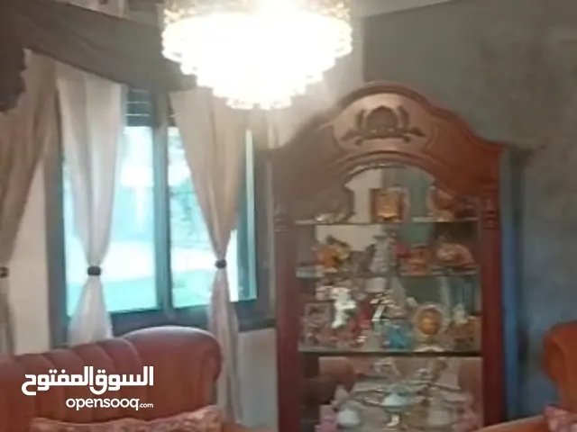 138 m2 3 Bedrooms Apartments for Sale in Ramallah and Al-Bireh Al Tira