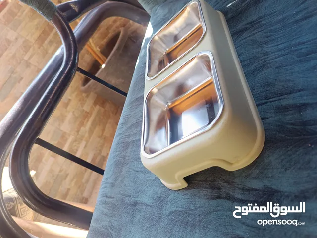 ادوات قطط غير مستخدمه وبارخص الاسعار