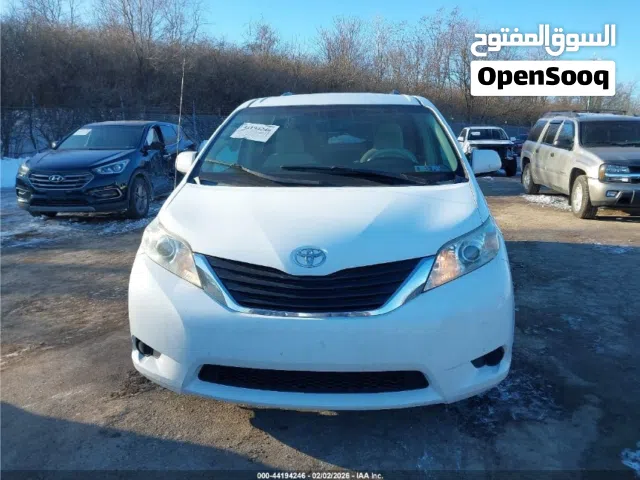 2011 Toyota Sienna LE