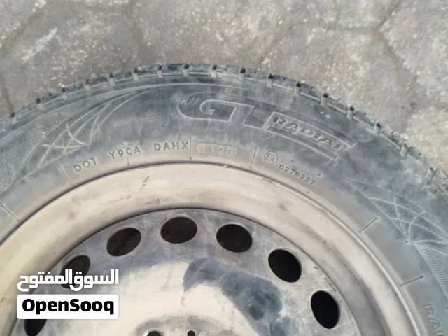 5 فردة كاوتش مقاس 15/195/65 جي تي راديال اندونيسي منهم 3 بدون لحامات يمكن التجزئة