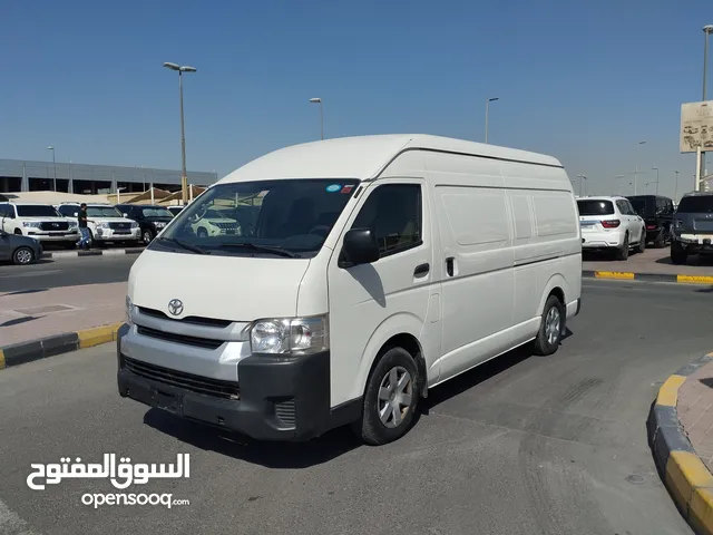 Used Toyota Hiace in Sharjah