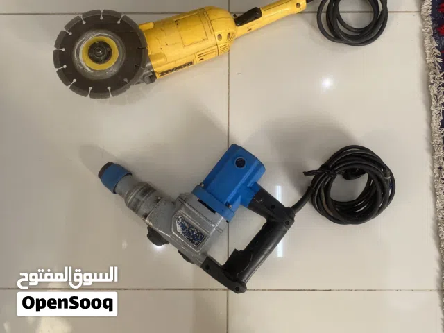 معدات قص السراميك جلندر وثقب الحائط هلتي