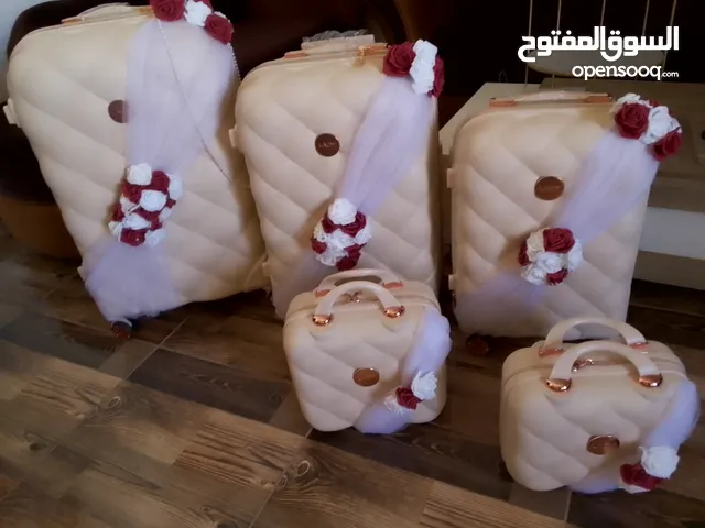 شنط عرايس للاجار اليومي