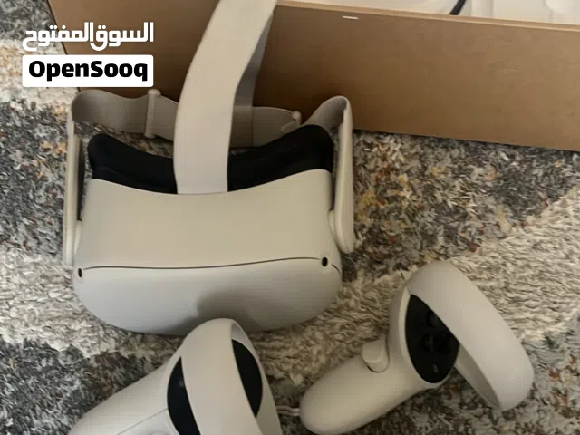 السلام عليكم vr Quest 2 مساحتها 128 نضيفه جدن تعتبر يديده واقعيه تنفح للكبار و تقدر تشبكها فل بيسي
