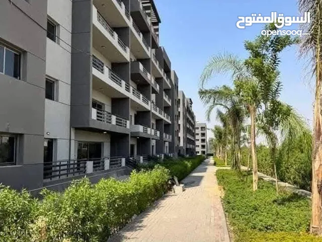 شقة للبيع بجوار المطار بالتقسيط علي 8 سنوات