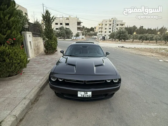 Dodge challenger sxt plus shaker 2018