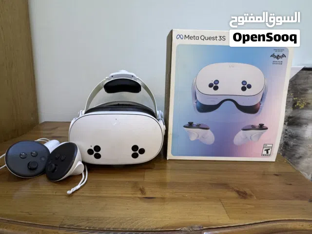 Meta Quest 3S VR نظارة