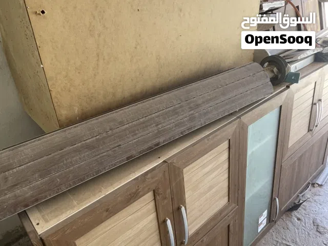 السلام عليكم كوجينه للبيع كامله بي بابها و روشن و دولابها سعر 3300 مكان تاجوراء
