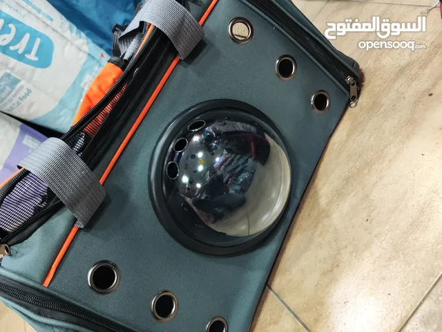 عشان تتنقل قطط للسفر وداخل البلد مهوية من جميع الجوانب سهل الفك والتركيب والتنظيف