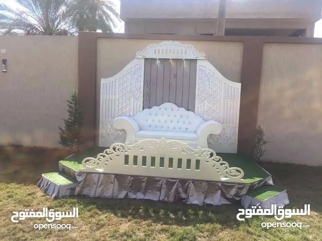 منصات افراح كوش البيع مع بعضهن