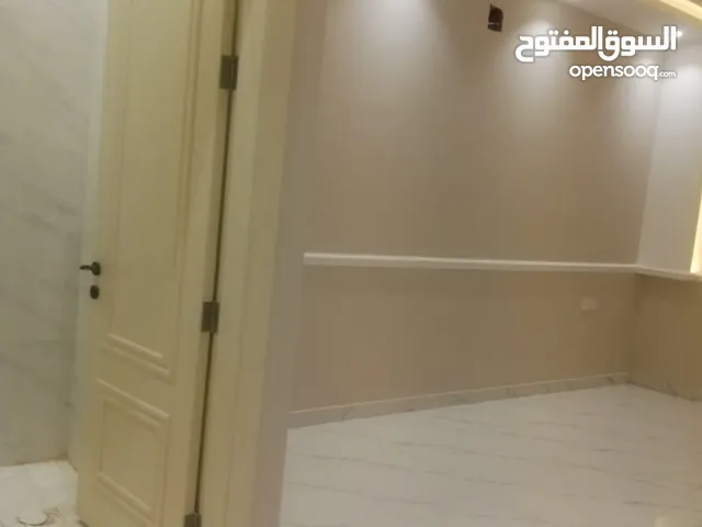 157 m2 3 Bedrooms Apartments for Rent in Al Riyadh Dhahrat Laban
