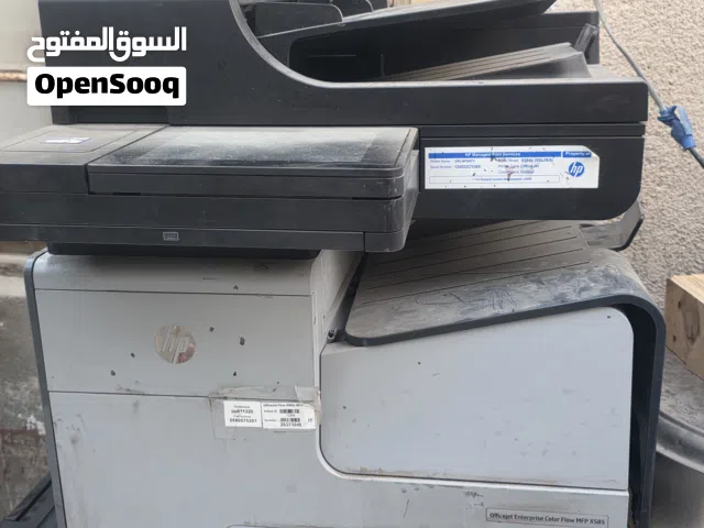 طابع إتش بي 585 عاطلة غير شغالة. نقص فيها، بورد الكهرباء فقط. وفيها هيت