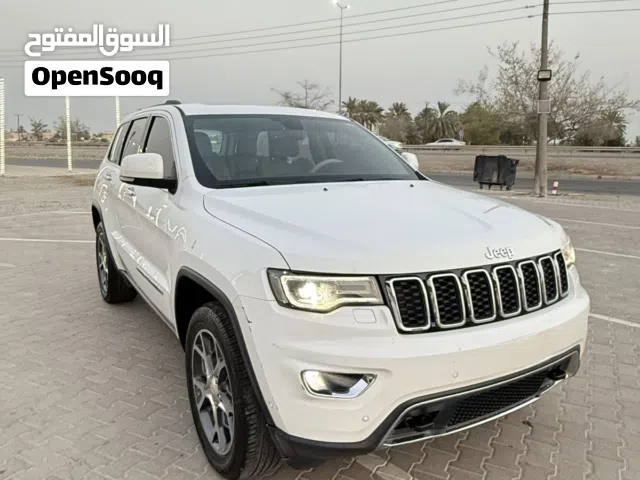 جيب جراند شيروكي ليميتيد