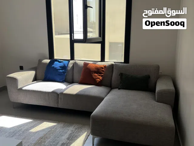 كنب كورنر استعمال نظيف Corner sofa for sale