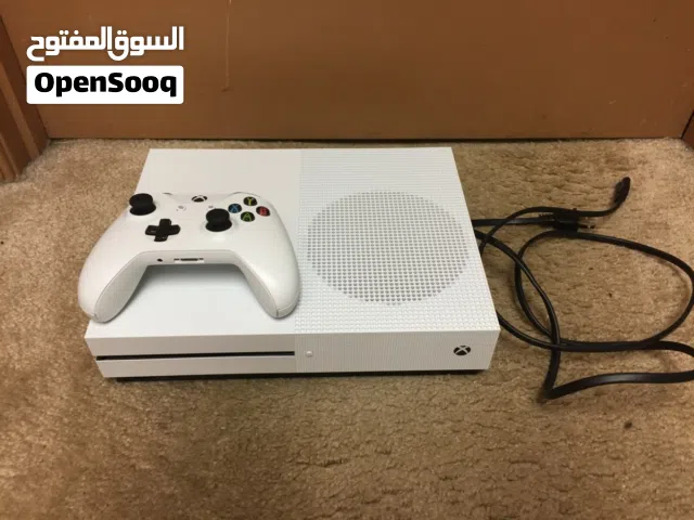 xbox one S 500GB + controller + games