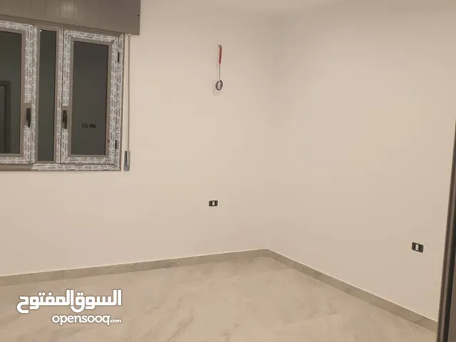 130 m2 3 Bedrooms Apartments for Rent in Tripoli Al Nasr St