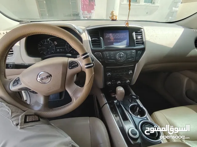 Used Nissan Pathfinder in Abu Dhabi