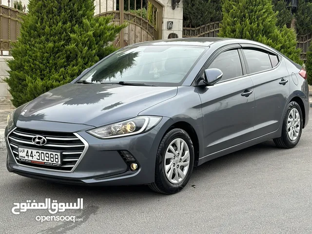 Used Hyundai Avante in Amman