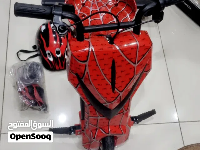 سكوتر درفت كهربائي للأطفال بتصميم سبايدر مان