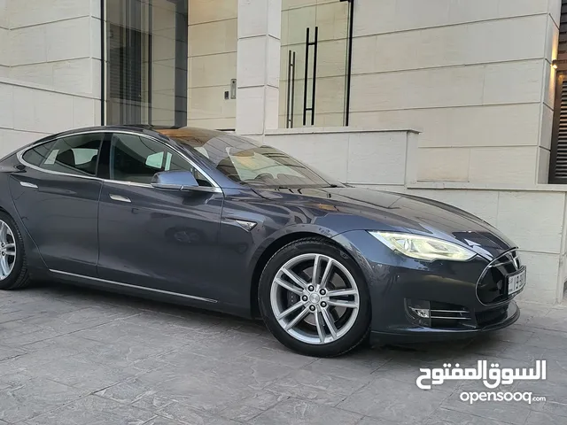 تسلا S85 2015 مواصفات أوروبيه - ملف وكيل Premium Package