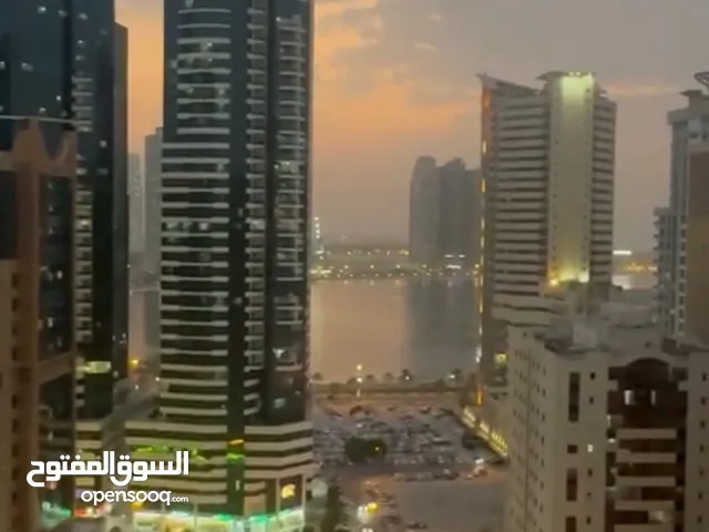 للبيع شقة غرفتين وصالة بالخان الشارقة