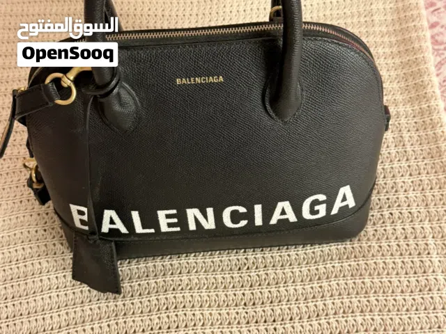 Authentic Balenciaga bag in excellent condition.