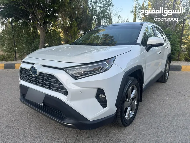 Used Toyota RAV 4 in Amman