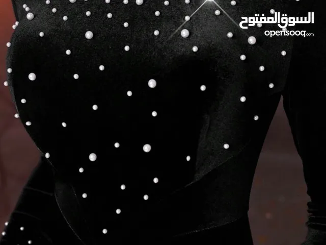 فستان خطبة او سهرة