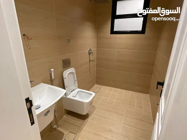 240m2 5 Bedrooms Apartments for Rent in Jeddah As Safa