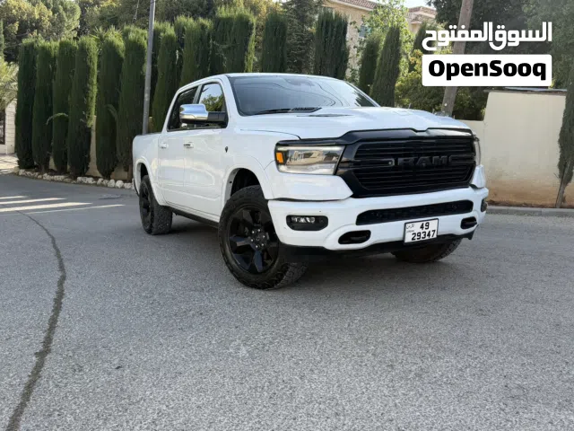 2021 دودج رام Laramie