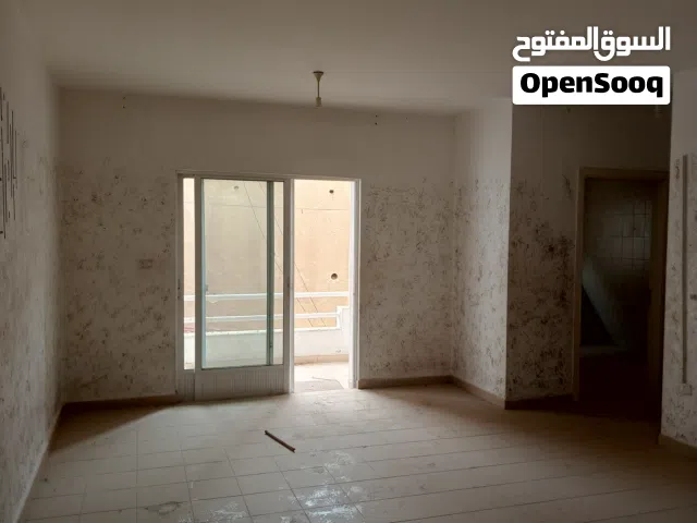 شقة باسكان المعلمين طابق ااول