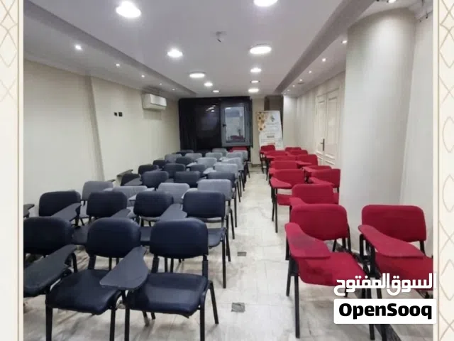 قاعات تدريب ومكاتب خاصه للايجار بالهرم الرئيسي