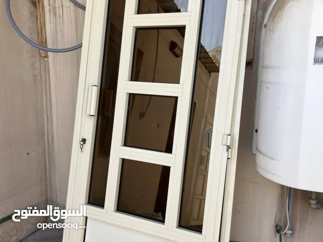 باب ألمنيوم