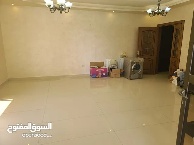 180 m2 3 Bedrooms Apartments for Rent in Amman Tla' Ali
