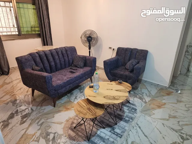 50 m2 Studio Apartments for Rent in Ramallah and Al-Bireh Al Masyoon