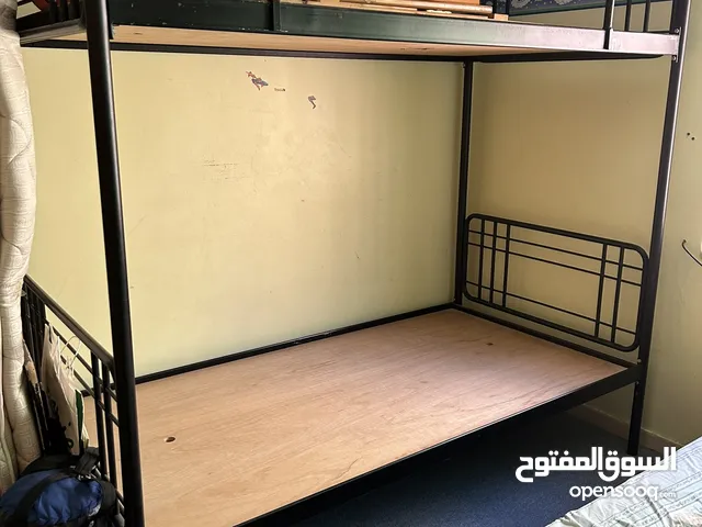 سرير طابقين