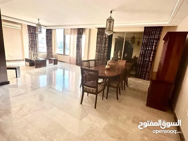 260 m2 4 Bedrooms Apartments for Sale in Amman Umm al Kundum