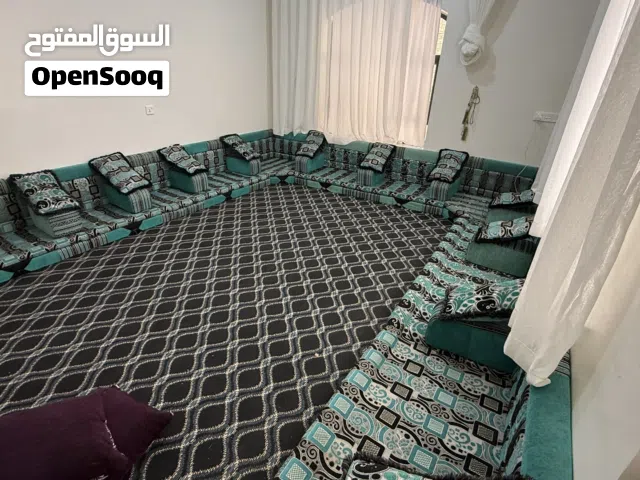 جلسه عربي 12 ىتر نظيف كرت مستعمل 6 اشهر فقط