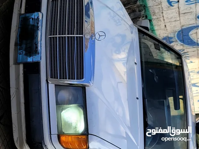 Mercedes Benz E-Class E 200 in Sana'a