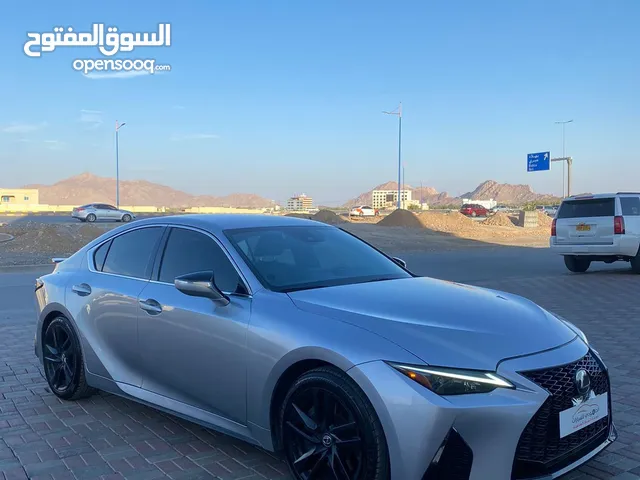 Lexus IS 2021 in Al Dakhiliya