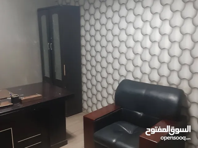 مكتب للايجار موقع مميز جدا شارع فيصل الرئيسى